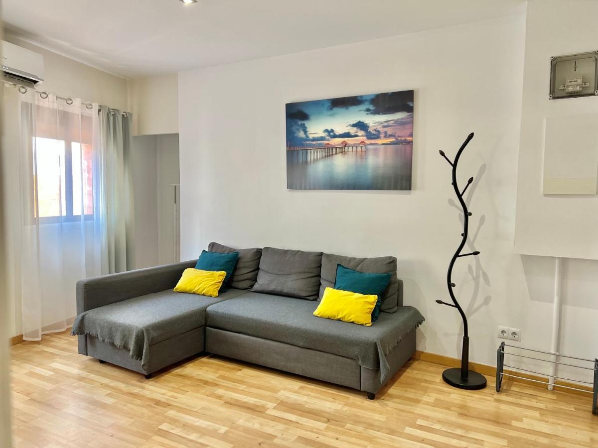 Comfortable Renovated Flat, Wifi! Badalona