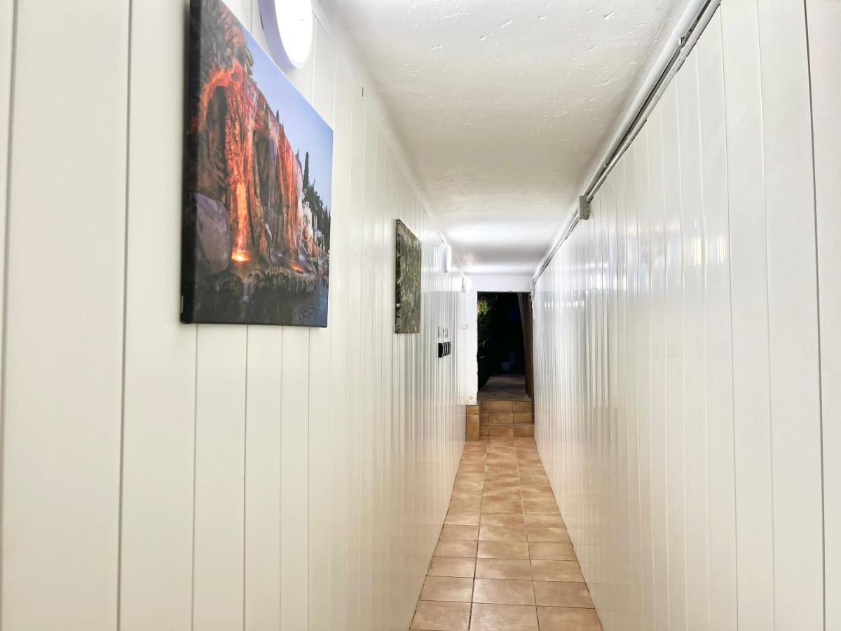 Comfortable Renovated Flat, Wifi! * Badalona