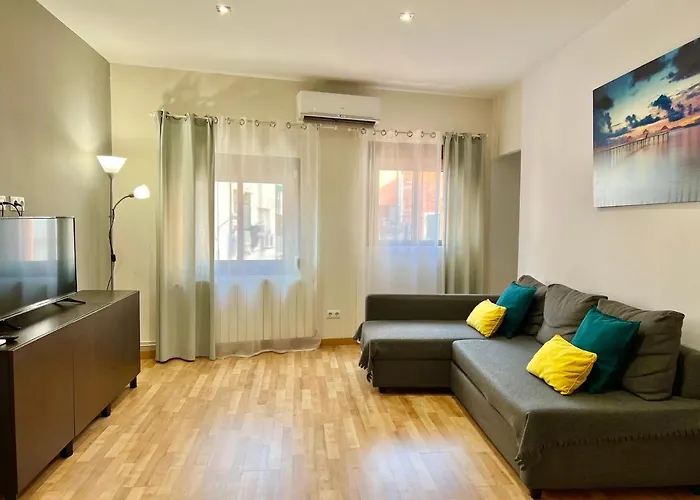 Comfortable Renovated Flat, Wifi!