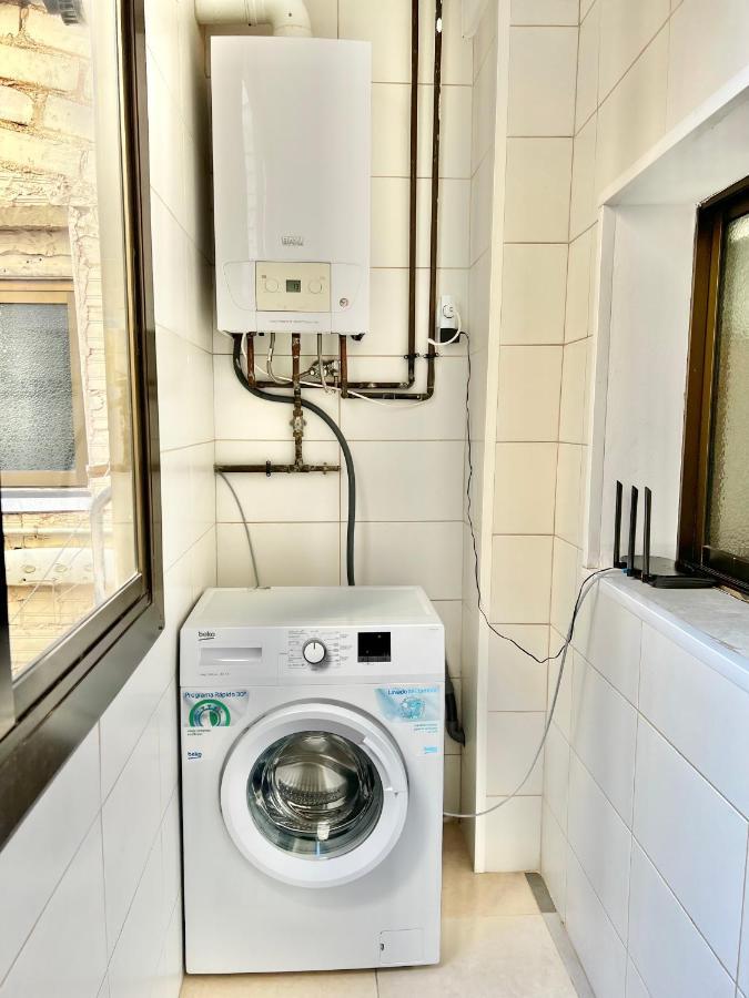 Comfortable Renovated Flat, Wifi! * Badalona